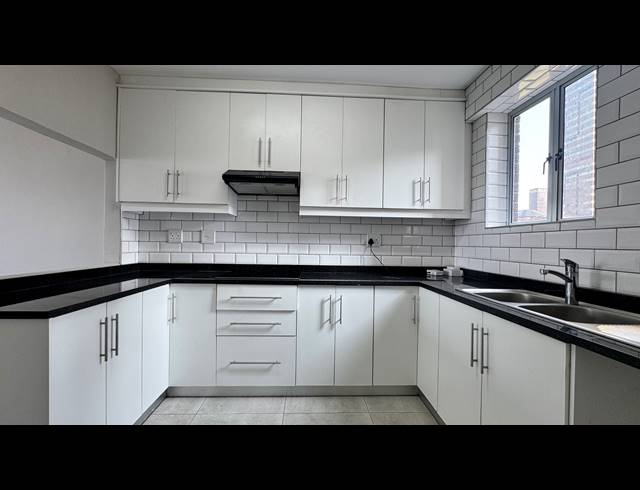 1.5 BEDROOM APARTMENT TO LET IN DURBAN CENTRAL